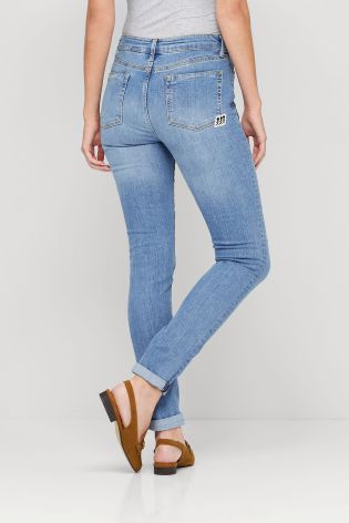 Badged Relaxed Skinny Jeans